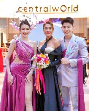 Kittikun Tansuhas Instagram - Let’s celebrate #pridemonth2024 

Rhythm of Pride Parade at #centralwOrld 

#CTWrhythmofpride #prideparade 
#musebymetinee #pride🌈 #pride2024 #กุนดี้ #kundi