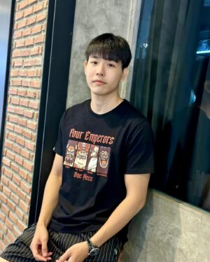 Kittikun Tansuhas Instagram - 4จักรพรรดิยุคเก่า 🏴‍☠️