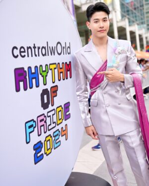 Kittikun Tansuhas Instagram - Let’s celebrate #pridemonth2024 

Rhythm of Pride Parade at #centralwOrld 

#CTWrhythmofpride #prideparade 
#musebymetinee #pride🌈 #pride2024 #กุนดี้ #kundi