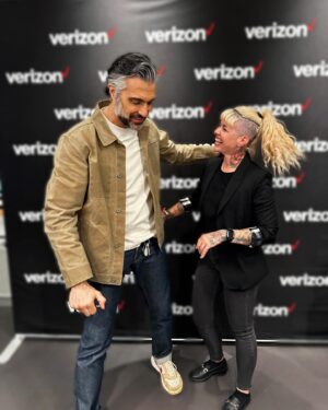 Kitty Crystal Instagram - Corporate Kitty, Marketing Director and officially the funniest person in the office, reporting for duty! 
Shoutout to @jaimecamil for being a trooper and putting up with us all afternoon.