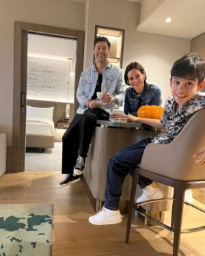 Kıvanç Kasabalı Instagram - Hızlı bir Ankara turundan sevgiler 
Teşekkürler Hilton ekibi 🙂 @ankarahiltonsa ✨
.
#hiltondayız
#işbirliği