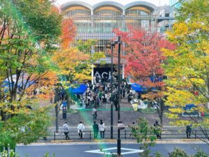 Kiyono Yasuno Instagram - 🎪
東京電機大学の学園祭「旭祭2022 JACK」トークショーにお招き頂きました。

お祭りを一から作り上げ、頑張っていた学生さんたちの姿が眩しかったです✨

もちろん、訪問してくれたみなさまの笑顔も！🥳

楽しいひとときをありがとうございました🌸

#旭祭2022