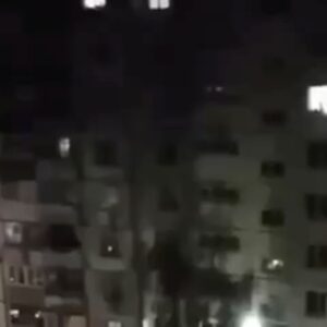 Klaas Heufer-Umlauf Instagram - 🚨BREAKING 💥 
Die Islamische Republik griff Israel mit Dutzenden von Drohnen an.

Slide 2: Der Moment, in dem die Drohnen der Islamischen Republik den irakischen Himmel überqueren.

Slide 3: Das Geräusch der Alarmsirenen in Israel.

___________________________________

🚨BREAKING 💥

The Islamic Republic launched an attack towards Israel using dozens of drones.

Slide 2: The moment when the drones of the Islamic Republic crossed the skies of Iraq.

Slide 3: The sound of the danger alarm in Israel.

#notoislamicrepublic #irgcterorrists #womanlifefreedom