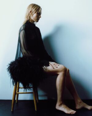 Klara Kristin Instagram - more… NUMÉRO NETHERLANDS

photo/ LANA OHRIMENKO 
Styling/ SØREN KOLBORG 
Make up/ MARIE THOMSEN BABY 
Hair/ JESPER HALLIN
Photo ass. / KEVIN SHERCHAN 
Styling ass. / PHILIP SANDAU
My agency / ELITE CPH - ASHLEY GARROD

🤍