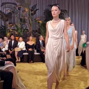 Klara Kristin Instagram - Congratulations @francescaamfitheatrof @louisvuitton for another magic high jewerly collection. Thank you @ashleybrokaw for having me on this beautiful show. Thank you @marieameliesauve for putting me in baby blue dress and letting my fringe live. You’re the best. Loved to see @damienboissinothair @hiromi_ueda @patrizia_pilotti and the rest og the team. 

Not to forget to thank for the sparkling dresses and fab pants, that made us all feel so good by the one and only @nicolasghesquiere 

From the Fura mines in Mozambique these exclusive pink rubys are brought to us. Apparently this kind of ruby has never been found here and specialists say that they might have travelled through subterranean sea from another continent. 

Awakened hands awakened minds 
#lvhighjewelry #lvruby #lvsplendor
