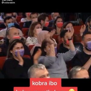 Kobra Murat Instagram - Evet hocam kopanzeee yıkılanzeee eğlenceee tavanzeeee kobra murat roman show heryerde hocaaamm kopanzeee yıkılanzeee eğlenceee tavanzeeee kobra murat roman show heryerde hocaaamm kobra murat tan sevgiler