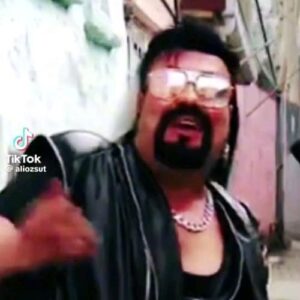 Kobra Murat Instagram - 5 dakikada beste yarım hocaaamm kopanzeee yıkılanzeee eğlenceee tavanzeeee kobra murat roman show heryerde hocaaamm