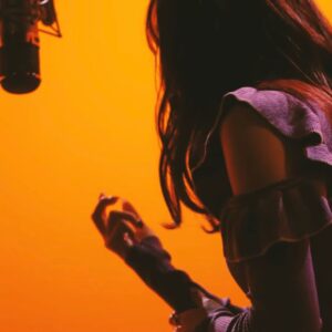 Kohana Lam Instagram - “不完全花”に引き続きLIVE INVISIBLEに出演させて頂きました。

今回は“ごめんなんか聞きたくなかった”
この曲はHoneyWorksさんとの初めてのコラボ楽曲でもあり、作詞作曲にも携わらせて頂いた楽曲です。

ぜひYouTubeでご覧下さい…❕

┈┈┈┈┈┈┈┈┈┈

ニットトップス／titty&Co.(@tittyandco_com )
スカート／WILLSELECTION(@willselection_official )
バングル／Swankiss(@swankiss_official )
リング／パリスキッズ(@pariskids_harajuku )
シューズ／RANDA(@randa_pic )

┈┈┈┈┈┈┈┈┈┈

@_live_invisible #ごめんなんか聞きたくなかった #こはならむ