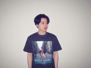 Koji Seto Instagram - 本日13時から『徹子の部屋』見てね。
よーく見たら徹子さんTシャツ。