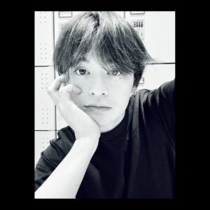 Koji Seto Instagram - ファンミーティングの動画撮影をしてきた。
『くる恋』の僕しか知らない方はびっくりしちゃうかも。
まぁ、いつもみたいに真剣にふざけてます。
嫌いにならないでね。笑
いや〜、くたびれました。
今日はゆっくり休みます。
皆さんも、お疲れちゃんでございました。