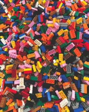 Kokoy de Santos Instagram - on three.. lego running man!