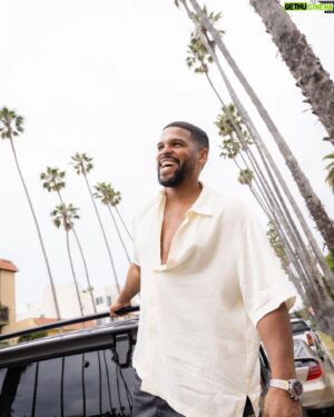 Kola Bokinni Instagram - Smiles & smoulders all around 🍸 

📸 @haydenoftheblaz