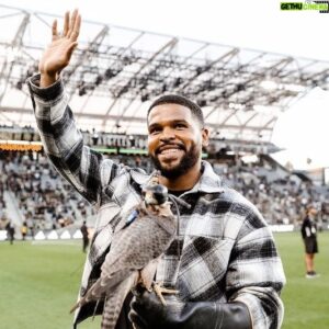 Kola Bokinni Instagram - The falconeer! Thank you🦅@lafc