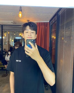 Koo Ja-sung Instagram - 출바알😁 
#오연우