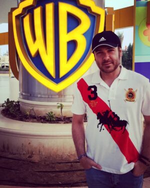 Koorosh Tahami Instagram - #warnerbros
#kooroshtahami 
#کورش_تهامی 
#کوروش_تهامی