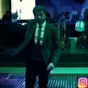 Koorosh Tahami Instagram - بسیار ممنونم از همه
شما همراهان و رفقای عزیز
و با صفایی که با محبت تمام
اینقدر این سکانس رو دوست
داشتین و اینهمه تعبیرهای مختلفی
که از این سکانس با معنا کردین و
تو این چند روز فرستادین🙏
ممنونم از#نسرین_مقانلو ی عزیز
برای محبت و صفاش🙏🌹
خیلی پیغام داشتم که خواسته
 بودین خودم هم یه بار دیگه این
 صحنه رو بذارم🙏🌹
مطمئن باشین از قسمت سوم، "دل" جان ببشتر خواهد گرفت و میخکوبتون خواهد 
@manouchehrhadii
@nasrinmoghanloo

#actor#artist#cinema#movie#film#actress#director#actors#directors