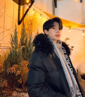 Koraphat Lamnoi Instagram - ☃️❄️

#TutorKrp