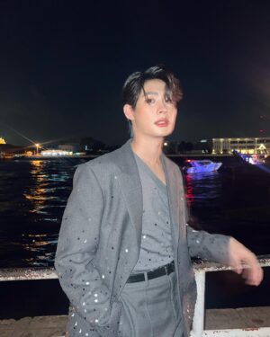 Koraphat Lamnoi Instagram - 🌃🎇

#TutorKrp