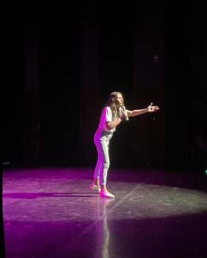Korine Côté Instagram - Provence - partie 3
@ecolenationalehumour #festivalduriredecavallion  Merci à tous pour les photos et le fun.