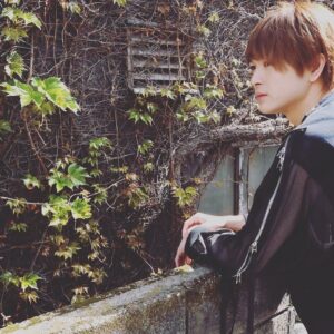 Kosuke Asuma Instagram - 今日21時から30分インスタライブやります！！
.
Thank you for seeing my Instagram. I'll be live streaming on Instagram from
9:00 pm to 9:30 pm (JST). After that I'll continue live streaming on a
streaming app called Bigo live. I'm participating in an event there and I
need points as much as possible. (Points will be added when I get designated
gifts from you.) If I'm ranked in the top 10, my poster will be put up at
Shinagawa Station. I'll keep on doing my best so that I can become famous
and work overseas. If you can give me a hand, please come to my streaming on
Bigo live today and tomorrow. I'll be waiting for you.✌️✌️