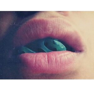 Kota Eberhardt Instagram - A diamond can scratch jade, however, when struck together, the diamond will crack 💎 Wearing chiseled greenstone in my mouth by Māori tribe of NZ from my friend @thepoplartree gem knowledge stays dropping by @altarjewelry ✳️✨💡 #greenstone #jade #mineral #metaphysics #crystals #lips #lush #newzealand #grillz #science #nerdingout #didyouknow #ifuckinglovescience