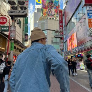 Krating Khunnarong Pratesrat Instagram - 