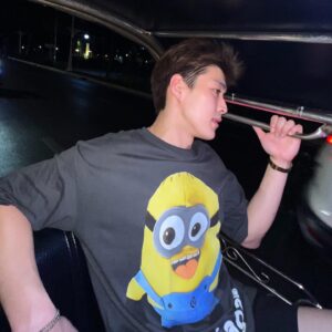 Krating Khunnarong Pratesrat Instagram - 