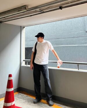 Krating Khunnarong Pratesrat Instagram - 