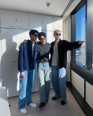 Krating Khunnarong Pratesrat Instagram - 