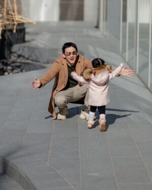 Krirkphol Masayavanich Instagram - มาหา ก่าก๊าหน่อยคะ ❤️ Hello @babynatashacm come to daddy ❤️