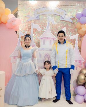 Krirkphol Masayavanich Instagram - 3.3 years old ka #PrincessNatashas3rdBirthday @babynatashacm