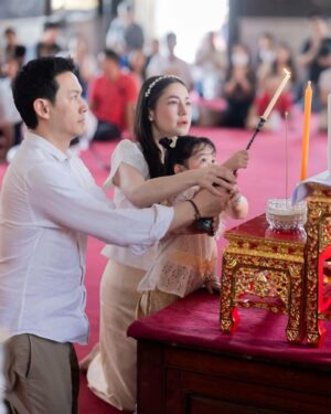 Krirkphol Masayavanich Instagram - พาหนูนาตาชา @babynatashacm ไปทำบุญให้ 👼🏻 หนูช่วยงานทุกอย่างน่ารักและเก่งที่สุดเลย ตั้งใจอฐิษฐาน ส่งผลบุญให้น้องด้วย 🙏🏻 until we meet again 👼🏻