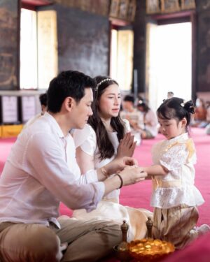 Krirkphol Masayavanich Instagram - พาหนูนาตาชา @babynatashacm ไปทำบุญให้ 👼🏻 หนูช่วยงานทุกอย่างน่ารักและเก่งที่สุดเลย ตั้งใจอฐิษฐาน ส่งผลบุญให้น้องด้วย 🙏🏻 until we meet again 👼🏻