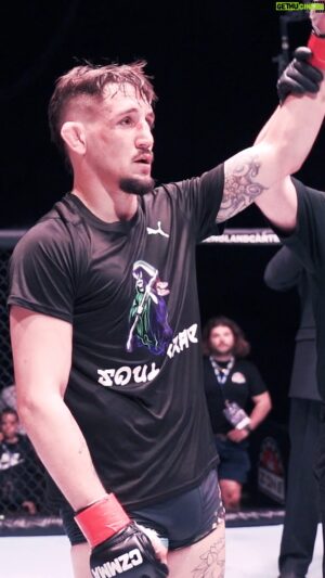 Kris Moutinho Instagram - Kris Moutinho finishes off the night with a violent 3rd round TKO!

Another amazing night of fights capped off by an awesome finish!

#CZ84