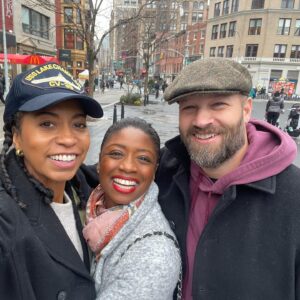 Kristen Ariza Instagram - LA—>BOS—>NY—>BOS—>LA #2023 off to a banner start
.
.
.
☔️ 💚 🍎 ❄️ 🧢