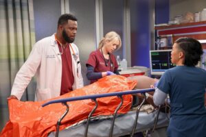 Kristen Hager Instagram - Big episode tonight! 

8/7c on @NBC

#ChicagoMed @NBCOneChicago