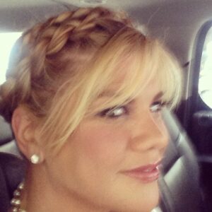 Kristen Johnston Instagram - I'm taping Katie Couric's show in a few (airs tues 16th). What do y'all think of the braid look?