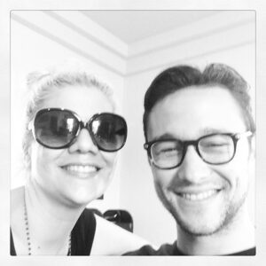 Kristen Johnston Instagram - Lunch with my brother, @HitRecordJoe. Still the best guy I know.