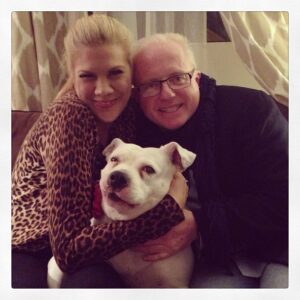 Kristen Johnston Instagram - Visited by incomparable @Turleen on set of @The_Exes