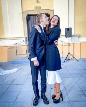 Kristiina Mäki Instagram - Wedding duties 🇸🇰
~
#talanovi