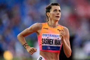 Kristiina Mäki Instagram - All eyes on Sunday.
Next stop: Janusz Sidlo Memorial 🇵🇱 800m
~
#running #tourdepolska #sopot #poland