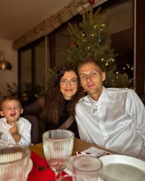 Kristiina Mäki Instagram - ♥️🎄
Veselé Vánoce 
Hyvää Joulua
Merry Christmas