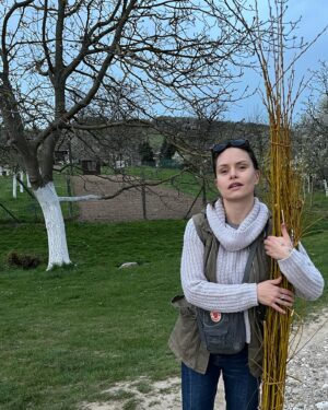 Kristína Kanátová Instagram - Aj vy si tak užívate to zJARnievanie?🌷 tie vône, farby, zvuky, sviežosť, ja som z toho hotová🫶🏼