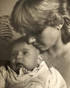 Kristýna Hrušínská Instagram - Maminka ♥️🌸⭐️

#mothersday #maminka