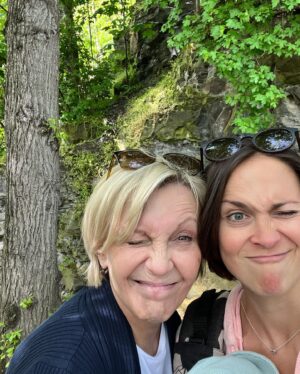 Kristýna Hrušínská Instagram - Maminka ♥️🌸⭐️

#mothersday #maminka