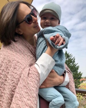 Kristýna Hrušínská Instagram - ☀️🩵
Já ho prostě miluju!

#happyweekend