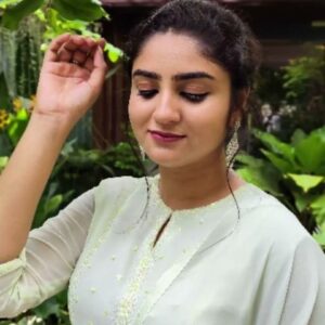 Krittika Pradeep Instagram - 🌸✨ 
@pulimoottilonline @fashioncafebypulimoottilsilks 

CC : @pulimoottilonline 
📸 : @senthurmurugan 
Still : @jittokavalackal