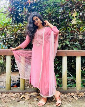 Krittika Pradeep Instagram - 🌸
📸 : @samah.png