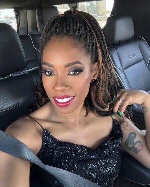 Krystina Arielle Instagram - Saturday I got to see my friends at @critical_role play their Bells Hells live show  at the Greek theater! It was so great to see them in their element and to see so many awesome friends there in support. Thanks @brittwalloch for the invite and for all that you do 💕 #criticalrole #bellshellslive 
•
Glam by: @bonnieeliz_ 
Dress: @jonathansimkhai