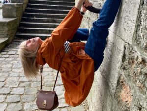 Krysty Wilson-Cairns Instagram - Get you a mum that does it all. BAFTA Date, Point Break impersonator, witch with broom, fast and furious Versailles chauffeur, free soloist, international woman of mystery, and deranged ice hockey fan. Happy Mother’s Day @loriwilson8179 (another year of 5 star mothering, no notes.)